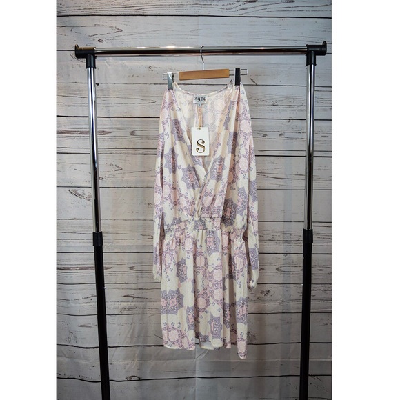 Long-Sleeve Oversized Sabo Skirt Dress - Picture 3 of 6